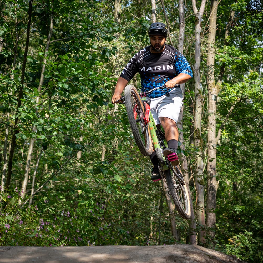 mountain biking instructors